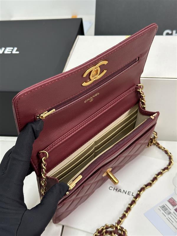 2026127205140660 700